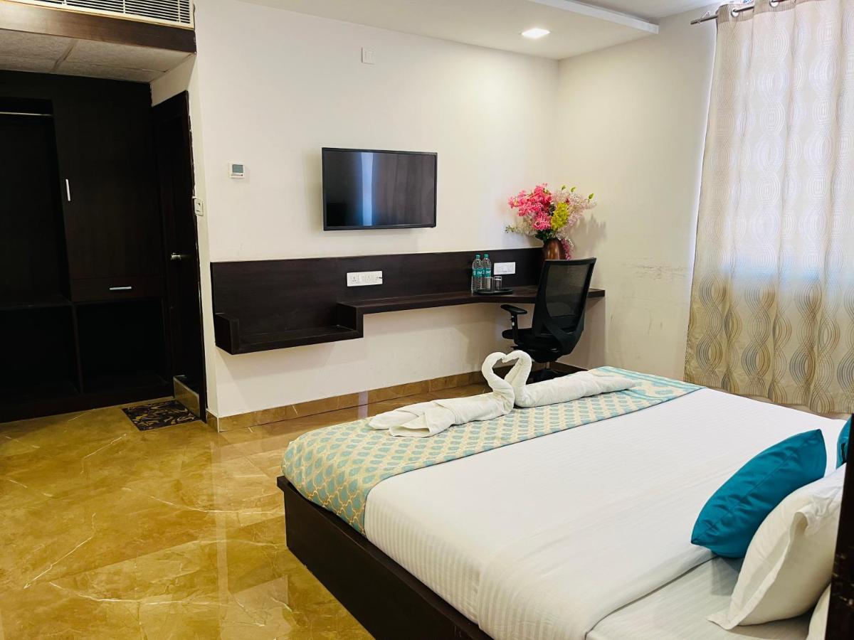 Hotel Elite By Signature Group Hyderabad Bagian luar foto