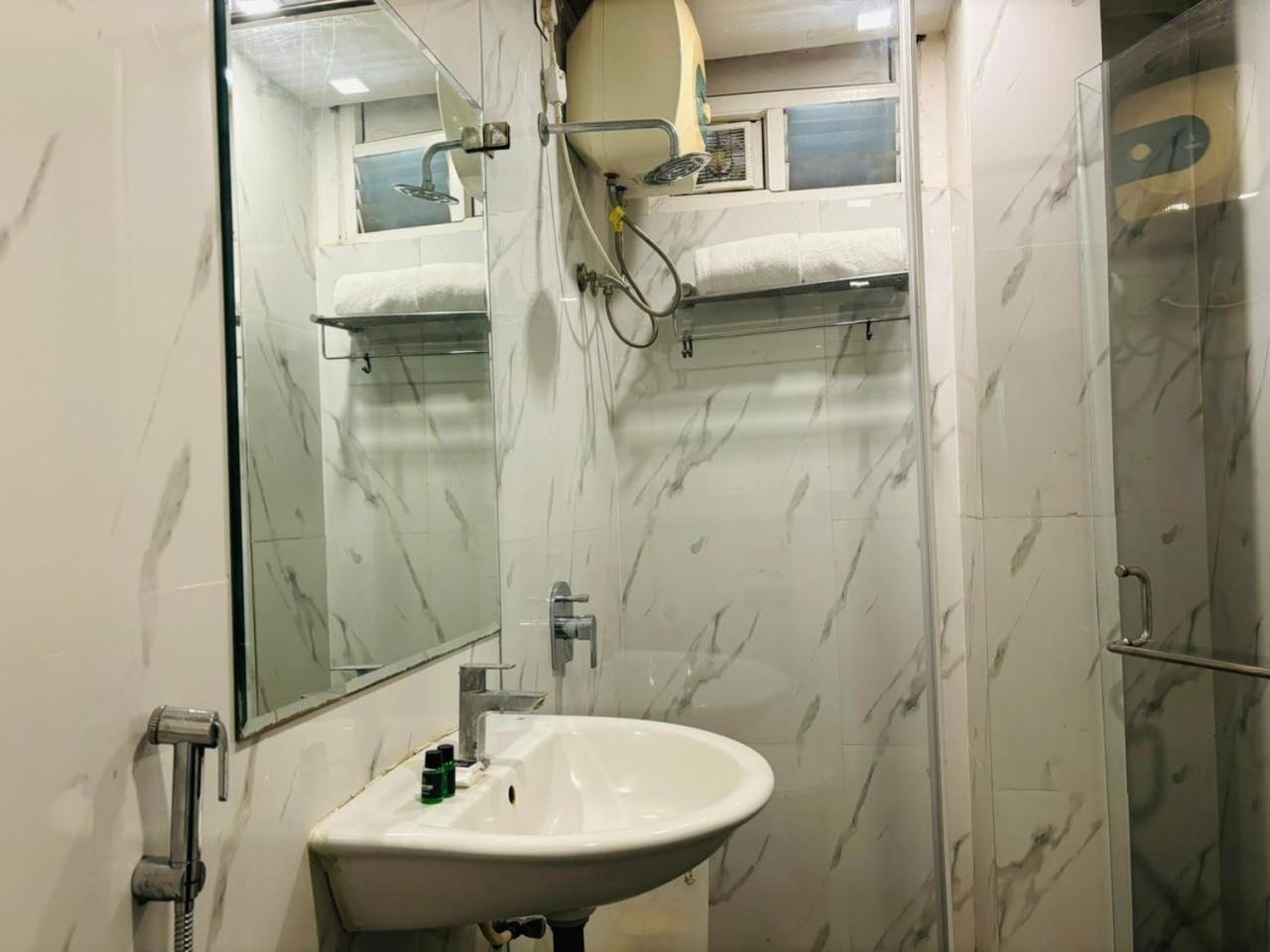 Hotel Elite By Signature Group Hyderabad Bagian luar foto